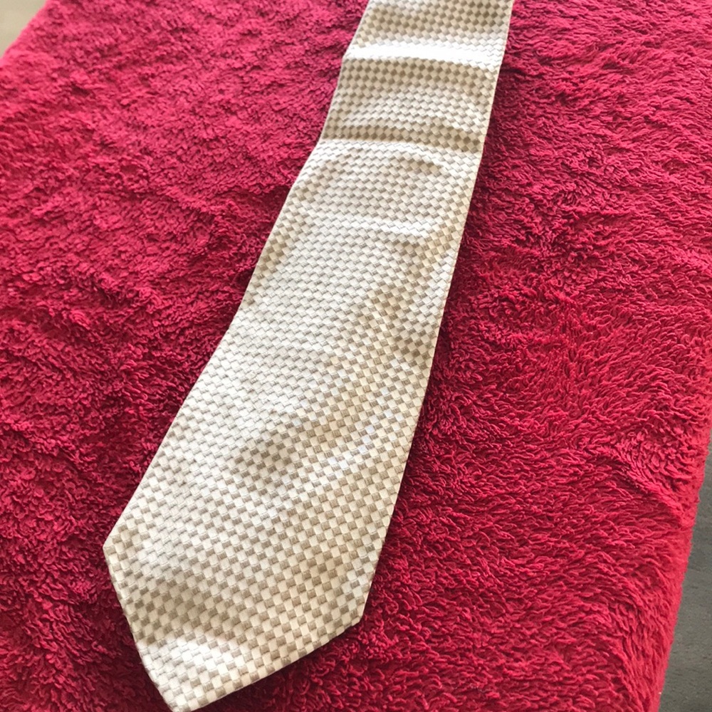 Tie